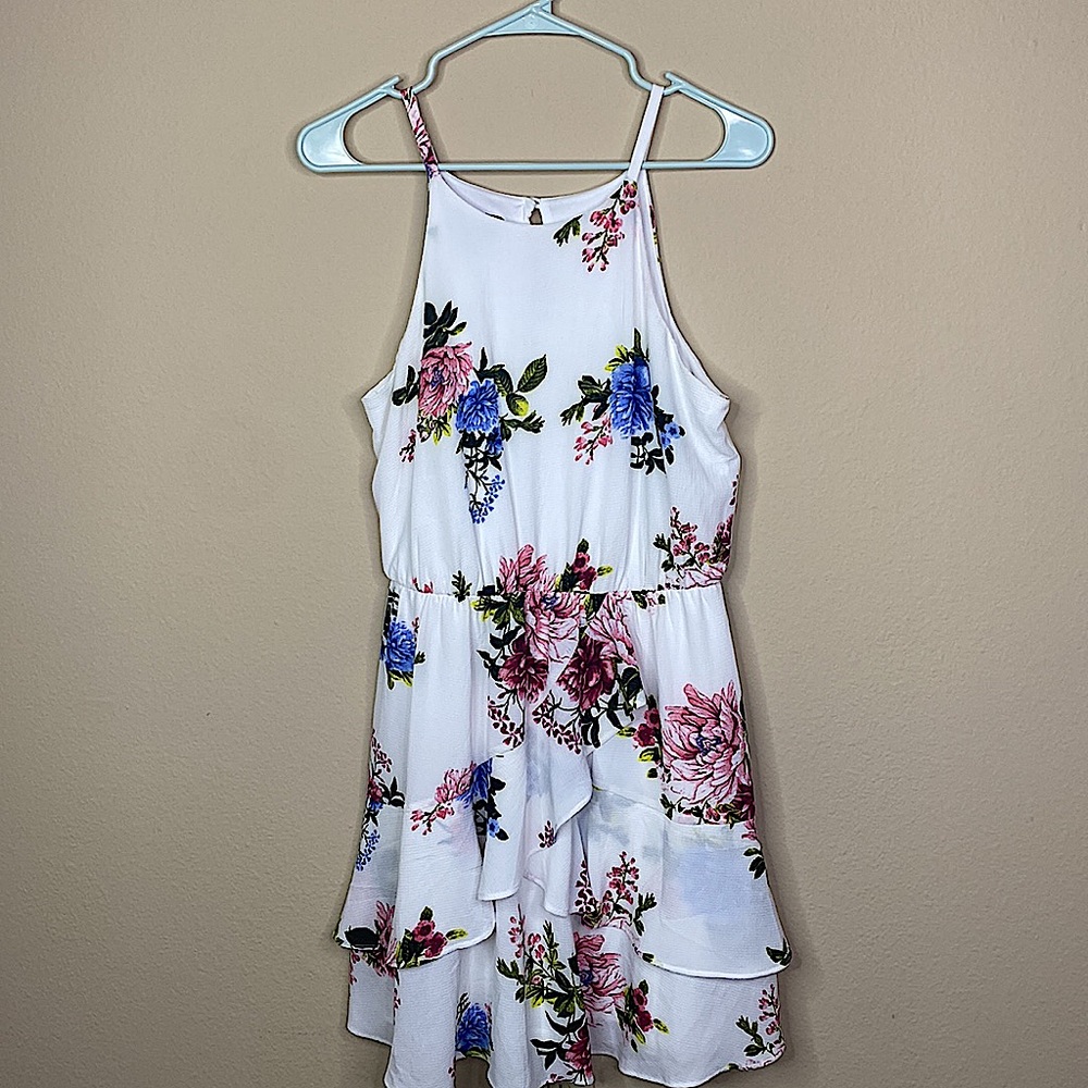 Iz Byer | Short White Floral Ruffle Dress | Med